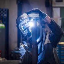 Sur les 600 entreprises interrogées par l’enquête de Swiss Export, Raiffeisen et Kearney, seulement 9% d’entre elles utilisent systématiquement l’intelligence artificielle en Suisse.