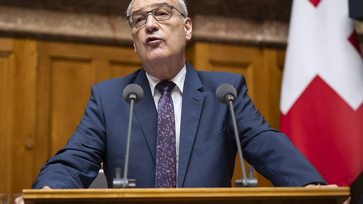 Le conseiller fédéral Guy Parmelin a fait remarquer que le commerce mondial avait permis de sortir des millions de personnes de la pauvreté tout en estimant probablement impossible une prospérité pour tous les individus (archives).