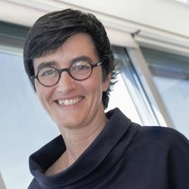 Sylvie Caudron est chargée du fonctionnement et du développement des bureaux de Fribourg et de Berne.