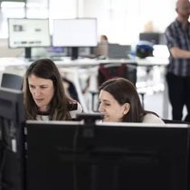 Le marché du travail en Suisse connaît plusieurs paradoxes. Ils sont confirmés par les managers RH et les cadres.