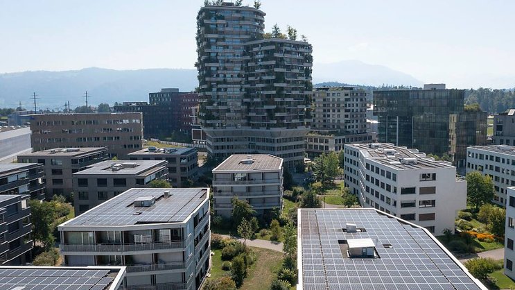 CKW rachète l'électricité solaire injectée dans le réseau en fonction du prix du marché de référence établi par l'Office fédéral de l'énergie (Ofen). Ce dernier a grimpé à 39,04 centimes/kWh au 3e trimestre (archives).
